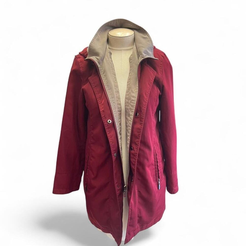 Fleet street burgundy raincoat with